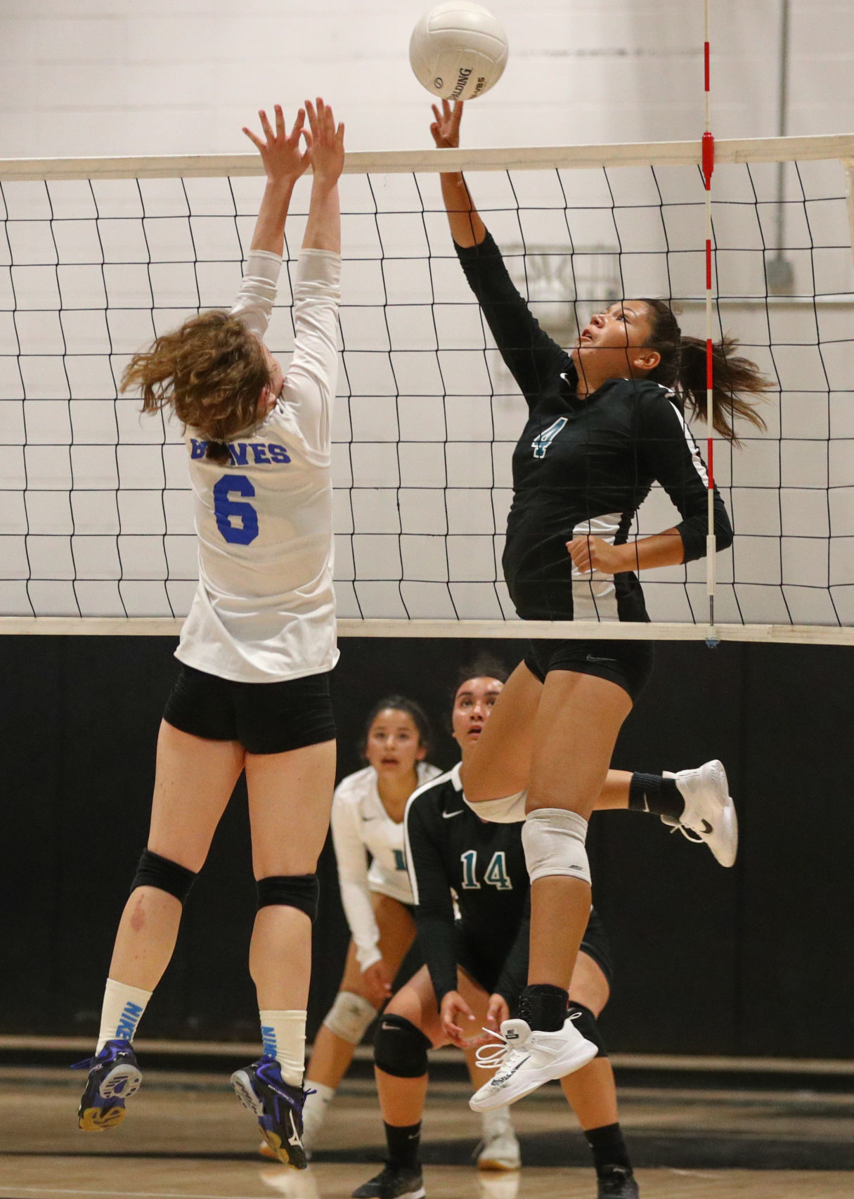 082019 GVB PVHS vs Lompoc 08.jpg